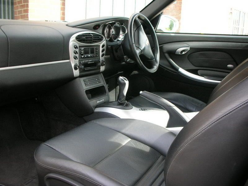 Interior.jpg