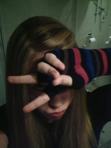 external image peaceout.png