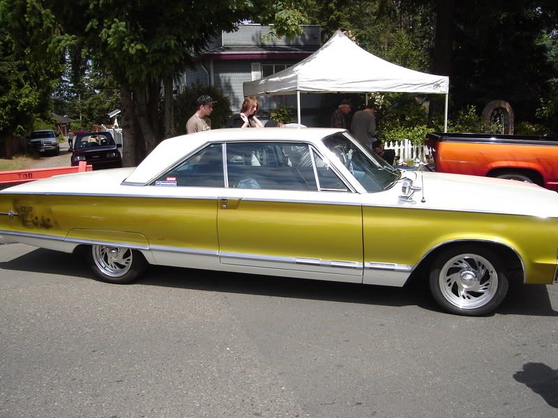 1965Chrysler300383.jpg