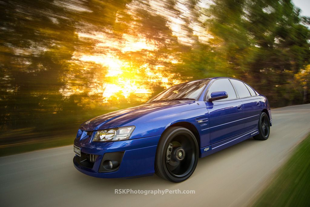 IMAGE: http://i6.photobucket.com/albums/y203/98kellrs/Drag_CS_FB-2.jpg