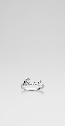 http://i6.photobucket.com/albums/y203/pc20001089/gucci_201934-J8540-9066.jpg
