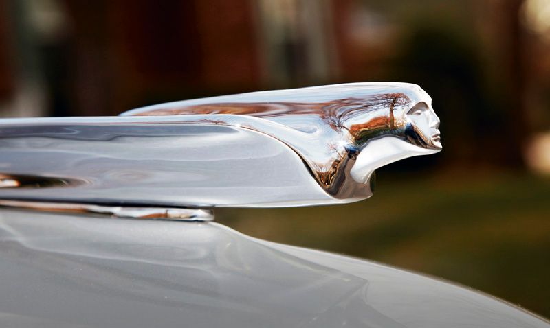 http://i6.photobucket.com/albums/y207/454chevelle/Art%20Deco%20Flying%20Lady%20Hood%20Ornaments/47Cadillac.jpg