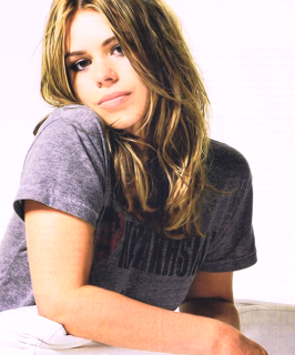 photo Billie-Piper-doctor-who-35237986-500-600_zpsafynovjw.png