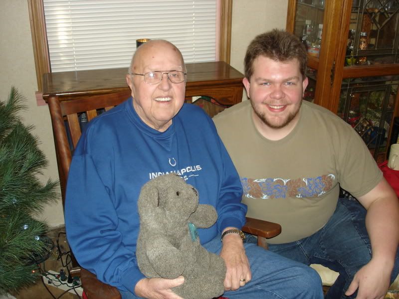 [Linked Image from i6.photobucket.com]