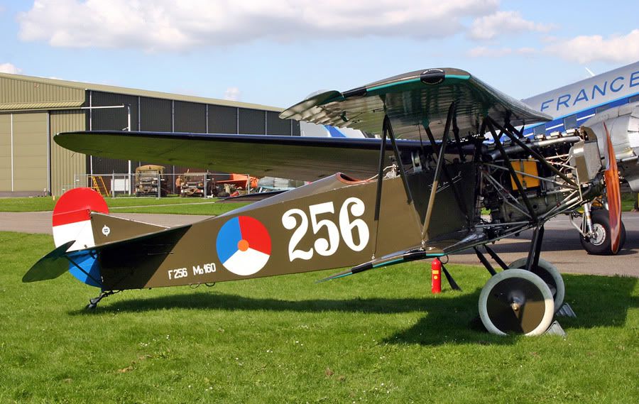 PH-LVA.jpg