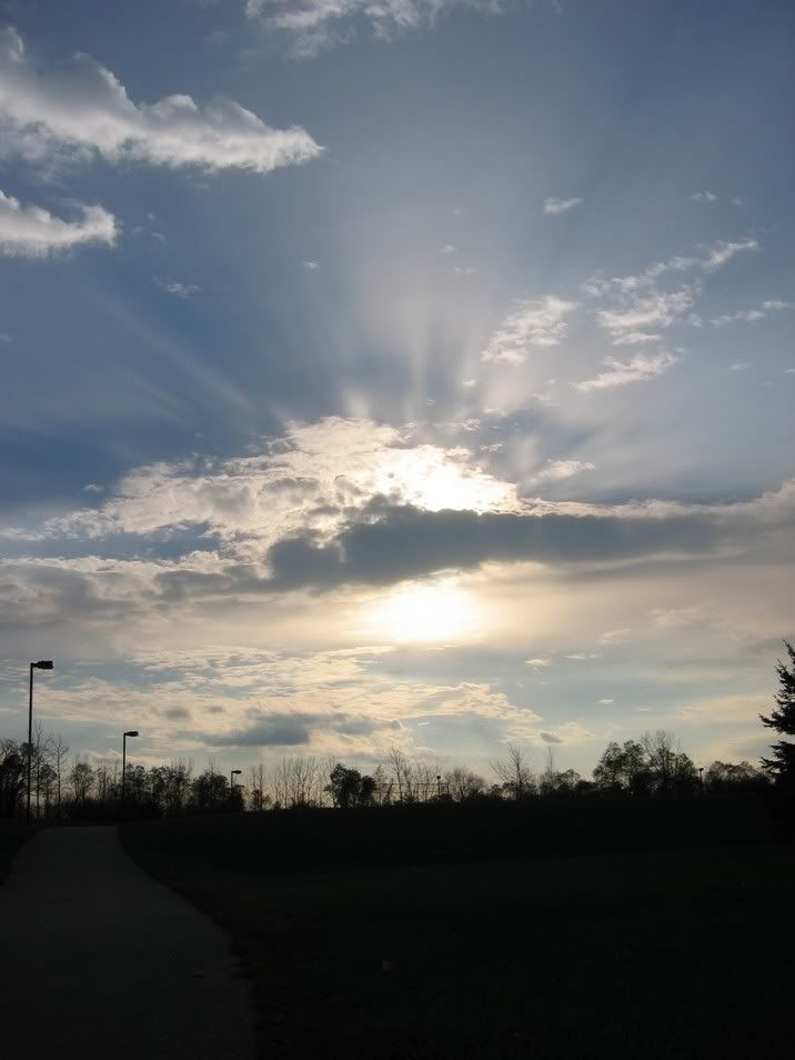 http://i6.photobucket.com/albums/y210/aznjokaiz/sky/IMG_4076.jpg
