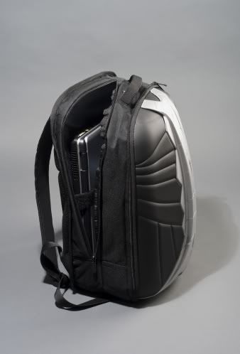 crysis2_nano_edition_nanosuit2_backpack_03_sm.jpg