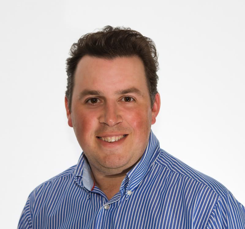 IMAGE: http://i6.photobucket.com/albums/y213/Borderfox/6X7C0703copy.jpg