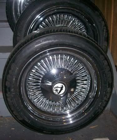 http://i6.photobucket.com/albums/y213/blackedout16vb3/for%20sale/wheels2.jpg