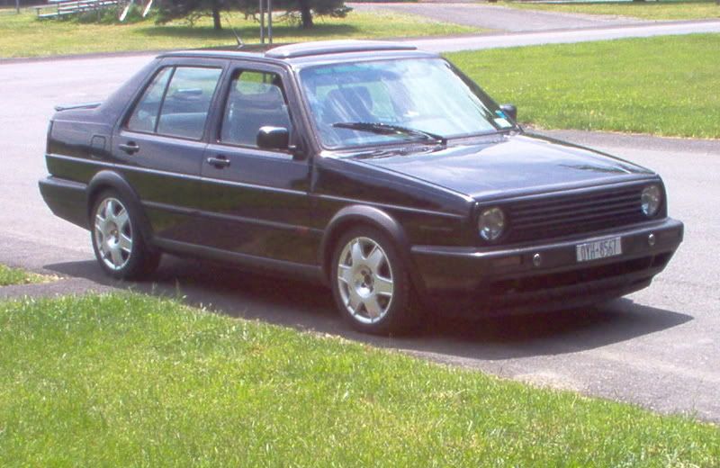 http://i6.photobucket.com/albums/y213/blackedout16vb3/mk2%20vr6%20jetta%20gli/IM000699.jpg