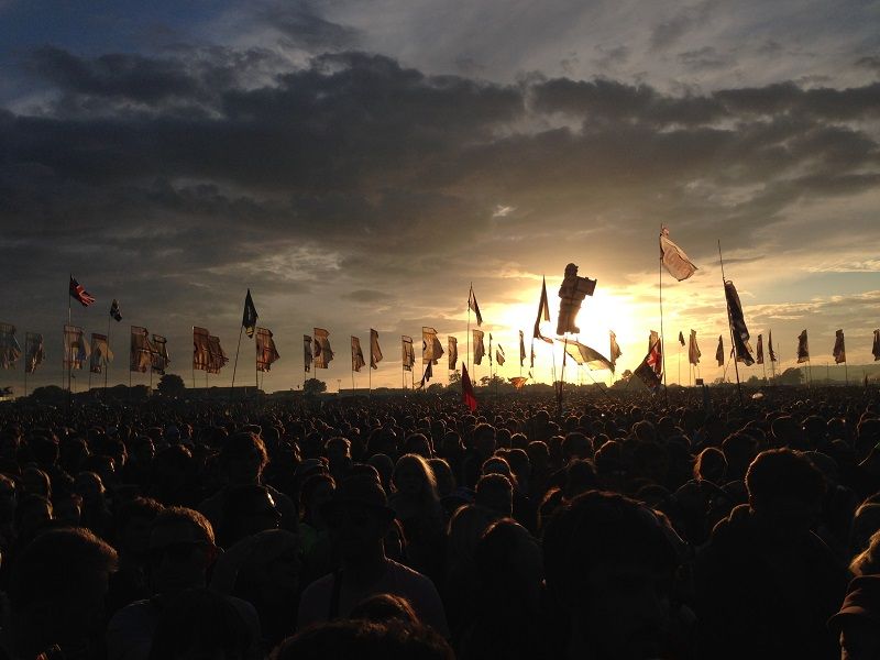16-glastonbury-festival-2014-sunset.jpg