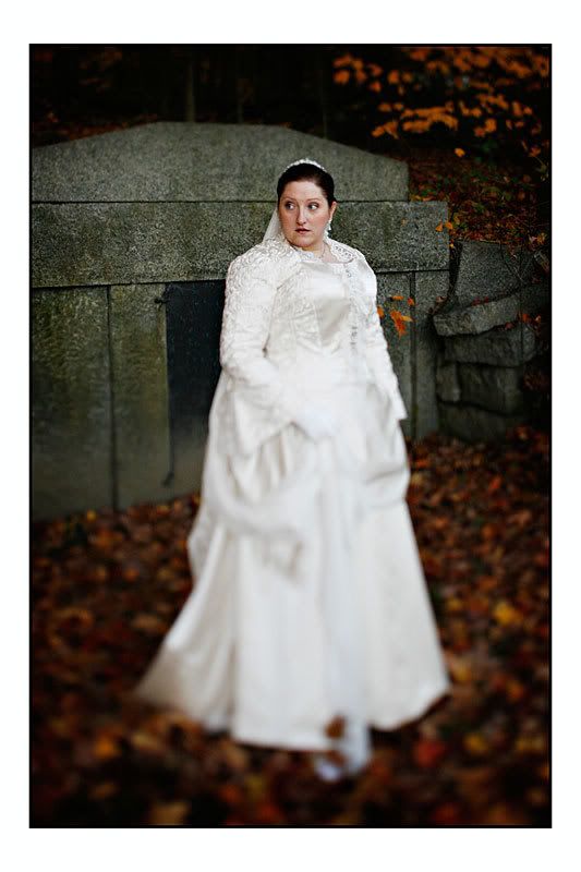 IMAGE: http://i6.photobucket.com/albums/y216/jamiewexler/24TSEWed1.jpg