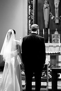 IMAGE: http://i6.photobucket.com/albums/y216/jamiewexler/Wed9.jpg