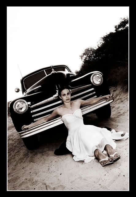 IMAGE: http://i6.photobucket.com/albums/y216/jamiewexler/smMelisaConor0840a.jpg