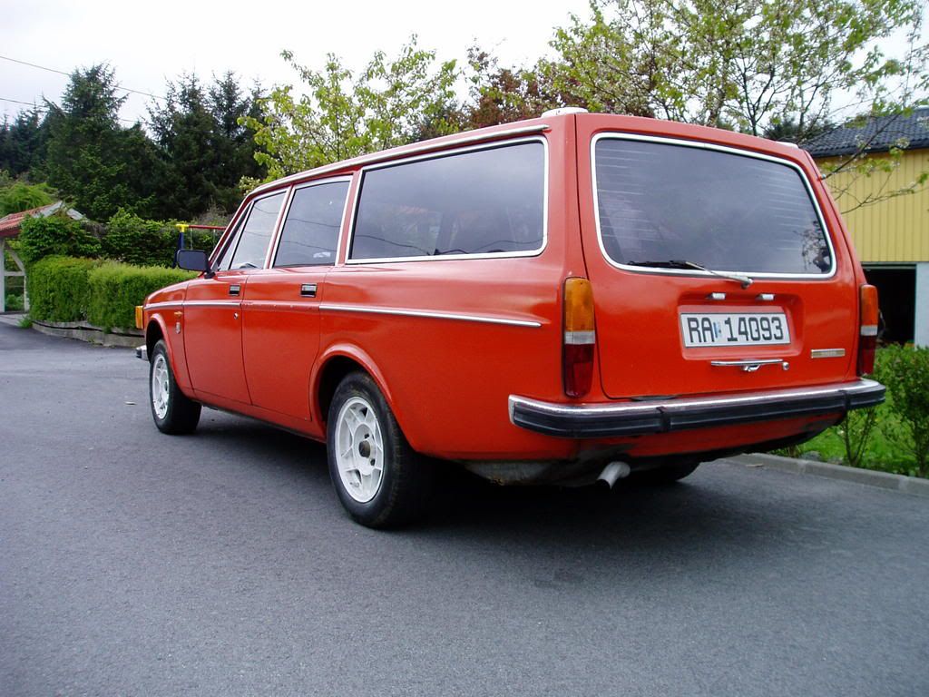 volvo145030.jpg