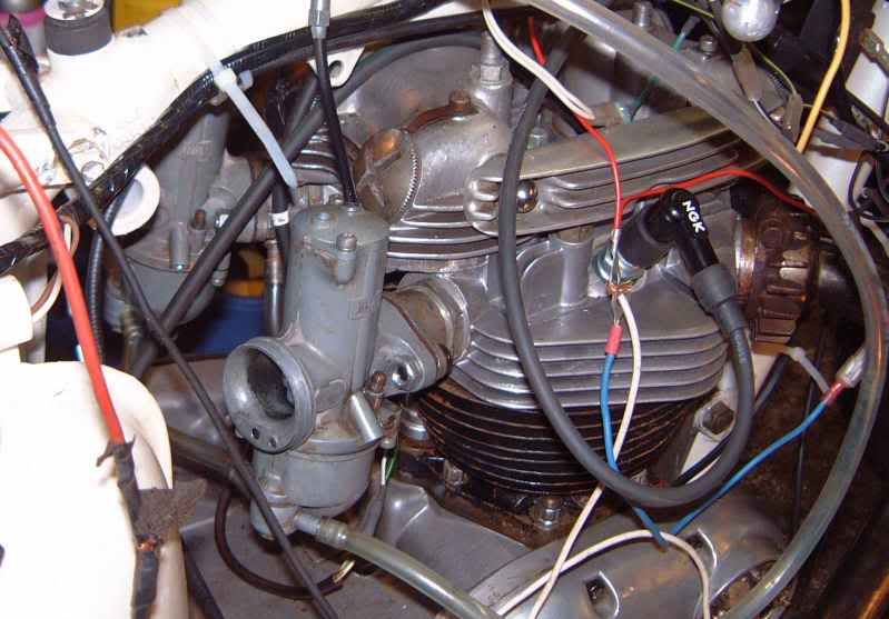 AMAL 930 Carbs Tickler Problem Triumph Rat Motorcycle Forums