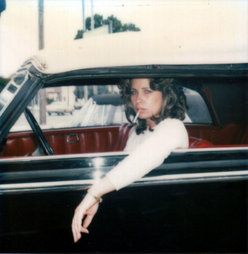 http://i6.photobucket.com/albums/y218/brownies4life/batmane/christine-1980-modeling-in-car1.jpg