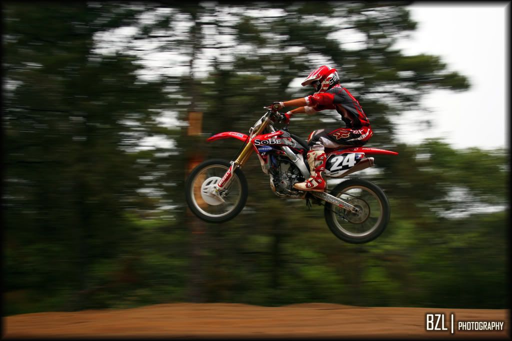 IMAGE: http://i6.photobucket.com/albums/y220/8295635/ben/IMG_5491edit.jpg