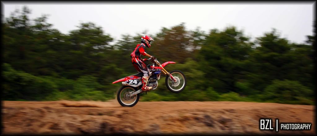 IMAGE: http://i6.photobucket.com/albums/y220/8295635/ben/IMG_5506edit.jpg