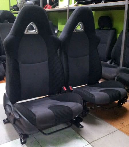 6rx83.jpg