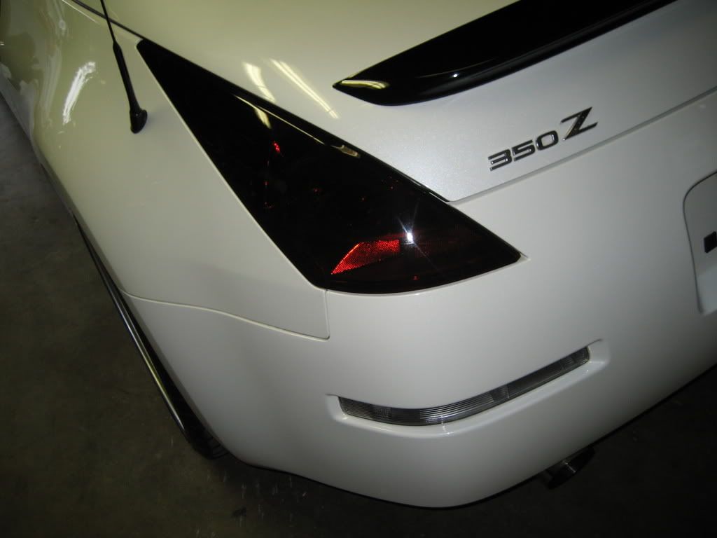 RearLeftLight.jpg