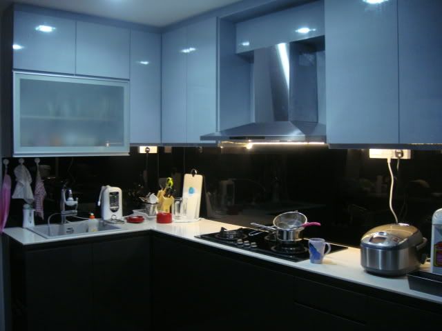 Kitchen_after_right01.jpg