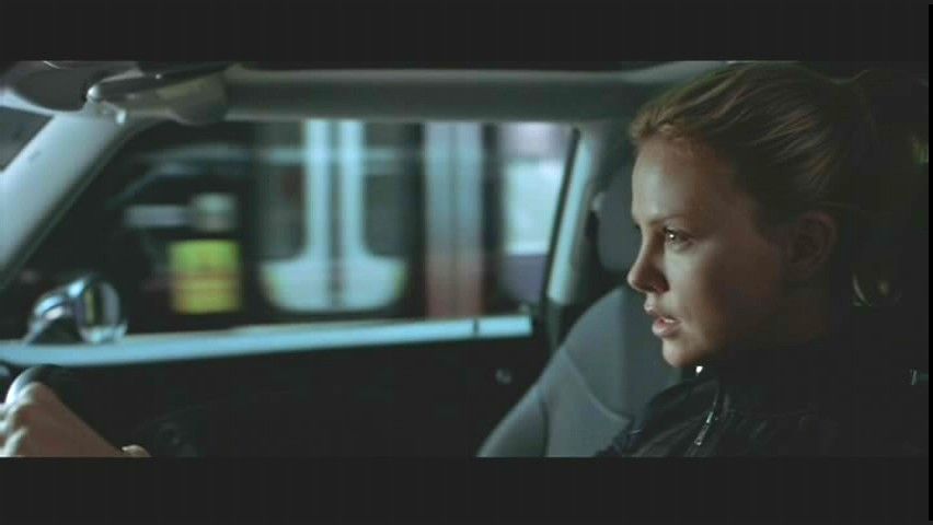 Charlize theron in italian job