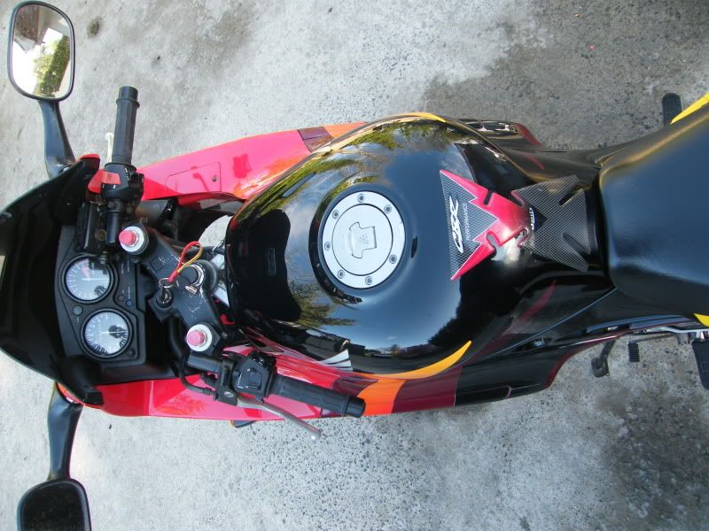 cbr600035.jpg