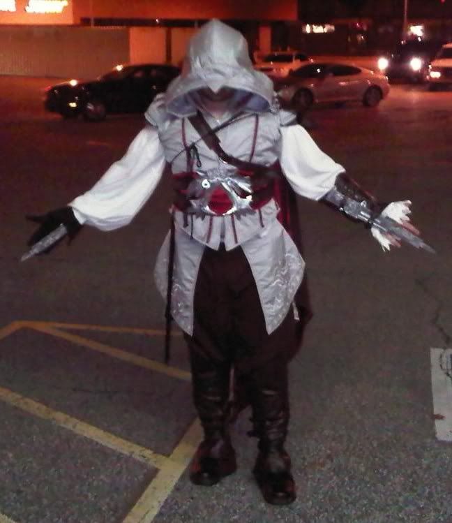 Ezio Outfit