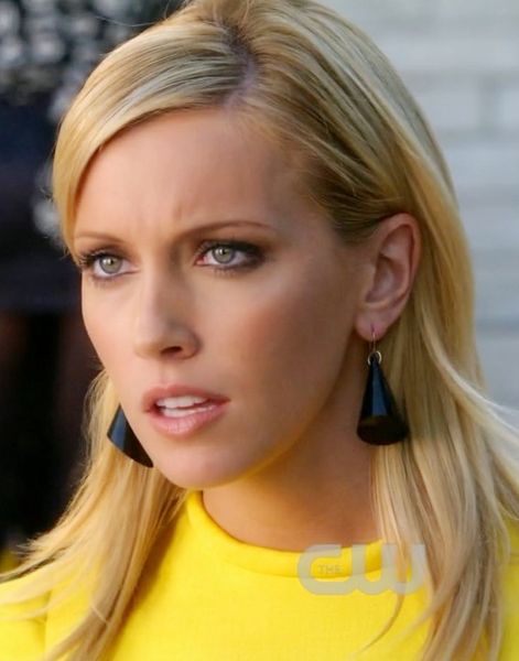Katie Cassidy wearing a pair of Jenny Dayco earrings