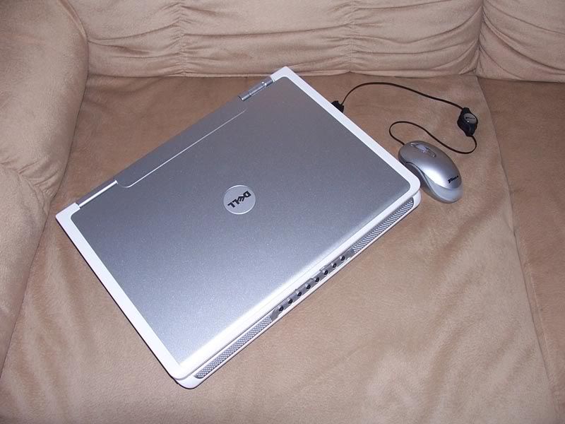 laptop002.jpg