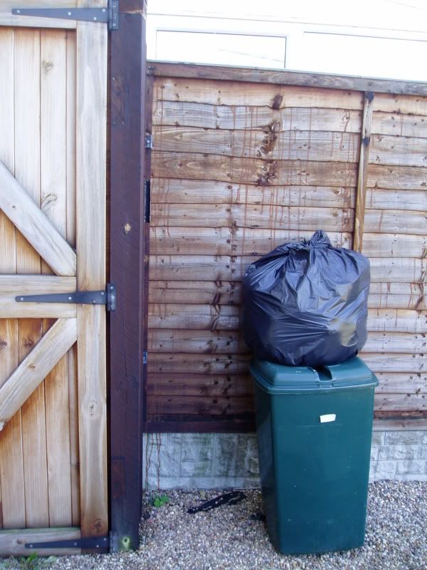 neighbours painted fence, colour ran onto our side Garden Law Discussion