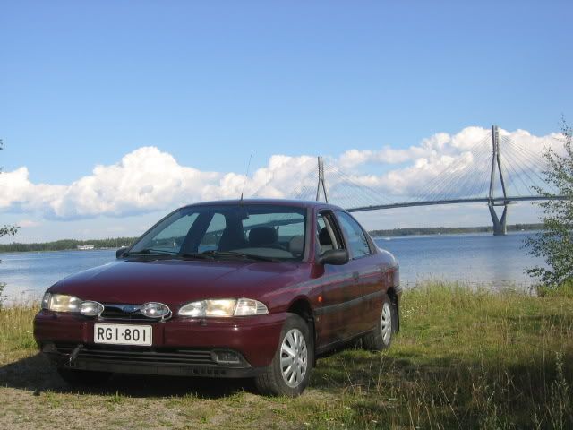 [http://i6.photobucket.com/albums/y240/GynZi/Mondeo/IMG_3636.jpg]