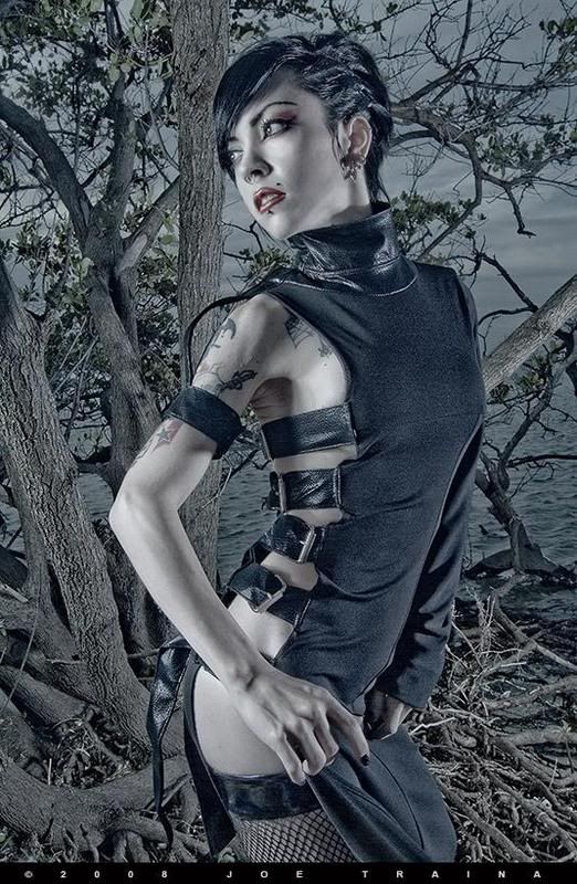 http://i6.photobucket.com/albums/y240/acidbull/l_d38ac25bf9964f69a8a47a99749ef3e3.jpg