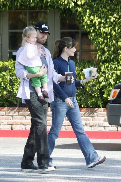 Ben Affleck, Jennifer Garner, and Violet