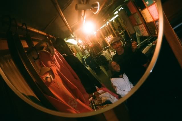 Mans in the Mirrors