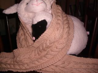 cables,scarf