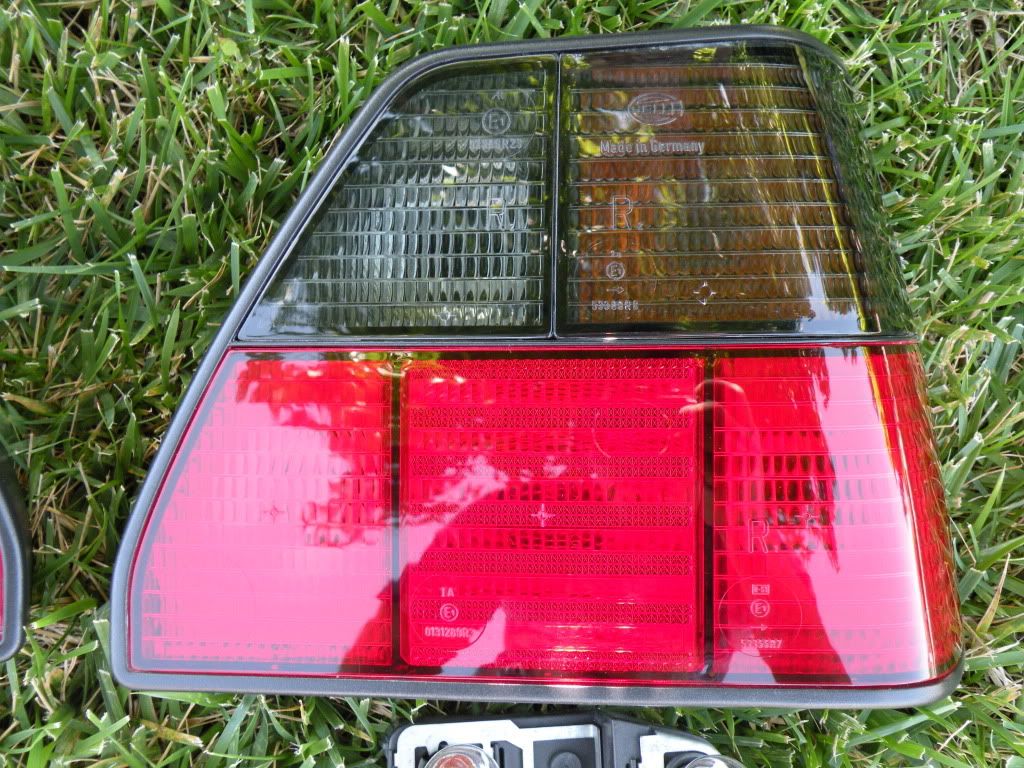 new-half-smoked-hella-gti-tail-lights-with-bulb-trays-bulbs-and