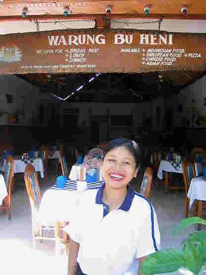 (Image:http://i6.photobucket.com/albums/y246/pepe_h/warungbuheni.jpg)