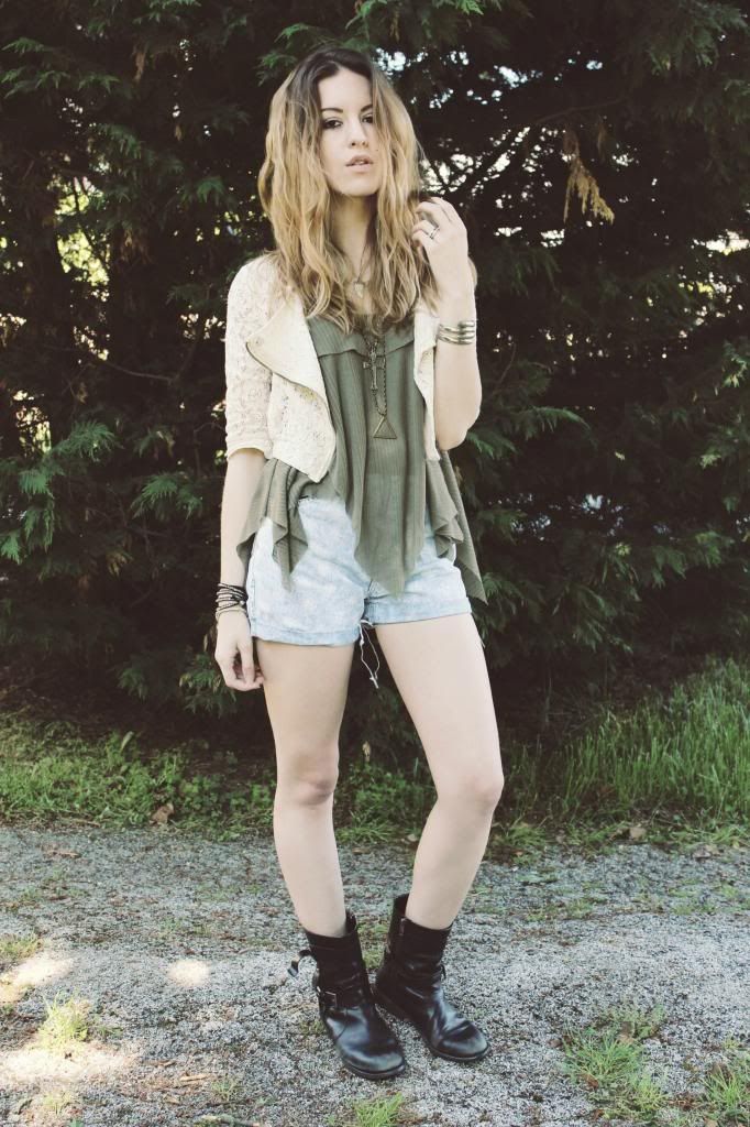 wolf and lace blog fashion style beauty hair makeup hippie gypsy boho bohemian girl girls woman women cute love beautiful fun pretty swag stylish design model outfit look lookbook ootd jewelry shopping accessories bag purse glam how to diy boots shoes heels free people freepeople fp fpgirls fpme ideas moto biker jacket motorcycle