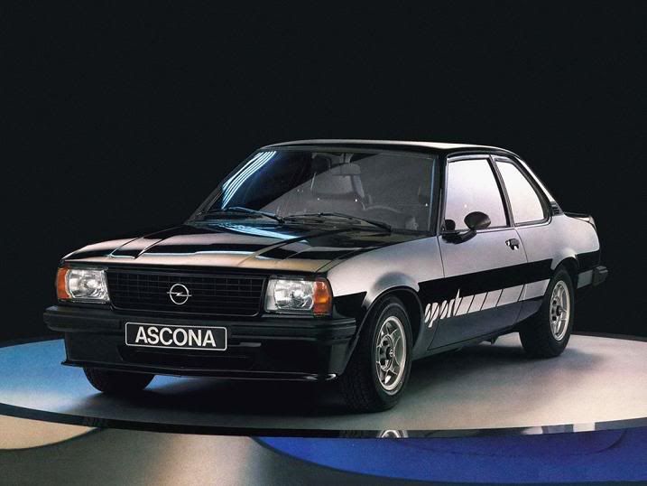 Thanks to its 5 spoke ATS alloy wheels and 400 mirrors the Ascona B Sport