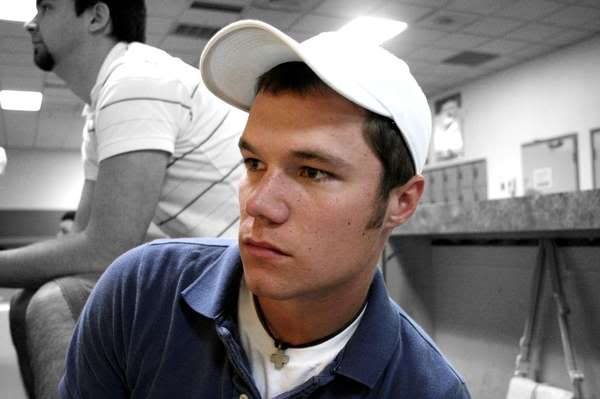 IMAGE: http://i6.photobucket.com/albums/y249/SublimeEp/Canon%20Digital%20Rebel%20XT/pip.jpg