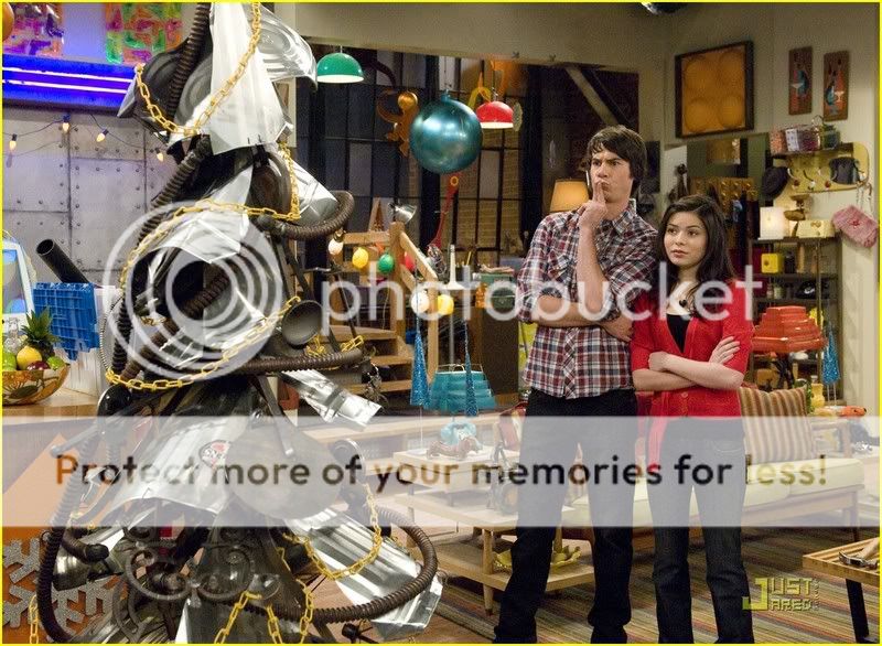 Download Icarly Christmas Episode Pictures Ohnotheydidnt Livejournal Yellowimages Mockups