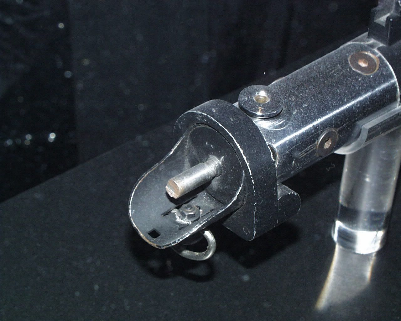 The prop den rotj darth vader lightsaber ref pics 